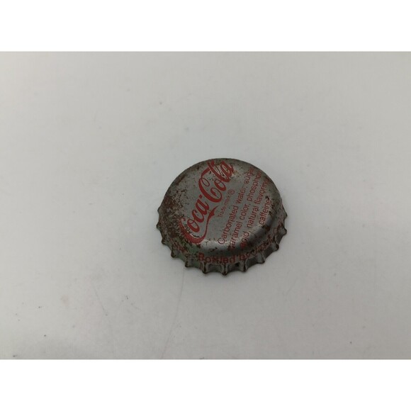 Vintage Coca Cola 6 1/2 oz. Green Glass Bottle Wilmington De W/ Cap 64-15 - Picture 10 of 11